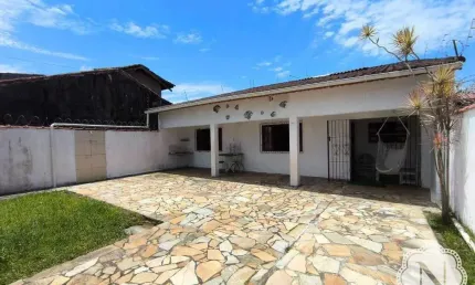 Casa com 2 quartos à venda na Avenida Carlos João Donner, Balneário Tupy, Itanhaém