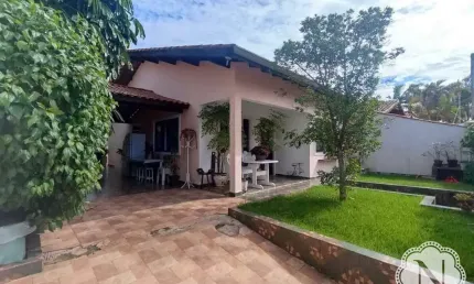 Casa à venda com 3 quartos no bairro Jardim Suarão (Praia)