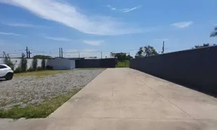 Salão para aluguel com 3 quartos no bairro Cibratel (Chácaras)