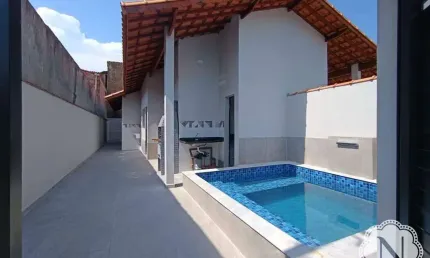 Casa com 2 quartos à venda na Rua Lia Maria, Vila Loty, Itanhaém