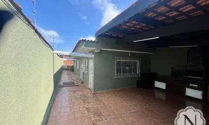 Casa com 3 quartos à venda na Rua Benedito De Oliveira Luz, Jardim Umuarama, Itanhaém
