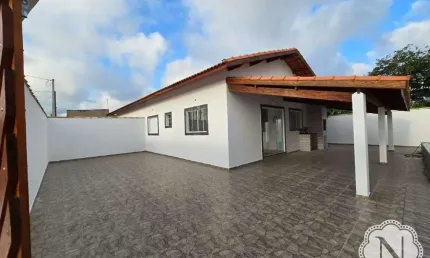 Casa à venda com 2 quartos no bairro Jamaica (Praia)