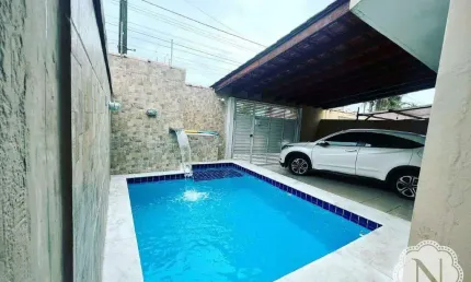 Casa à venda com 3 quartos no bairro Jamaica (Praia)