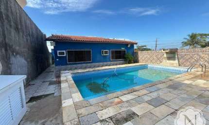 Casa à venda com 3 quartos no bairro Jamaica (Praia)