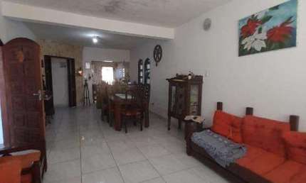 Sobrado para aluguel com 3 quartos no bairro Cibratel