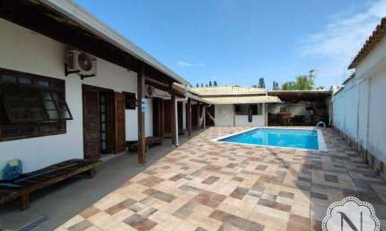 Casa à venda com 4 quartos no bairro Campos Elíseos