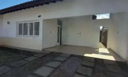 Casa com 4 quartos para alugar na Avenida Condessa De Vimieiros, Centro, Itanhaém