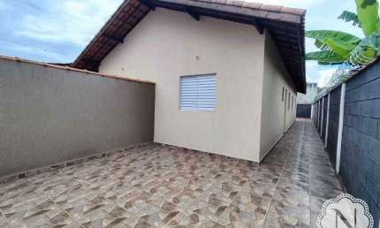 Casa à venda com 2 quartos no bairro Nova Itanhaém (Interior)