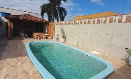 Casa para aluguel com 2 quartos no bairro Gaivota (Praia)