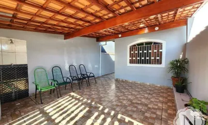 Casa à venda com 2 quartos no bairro nova itanhaém (interior)