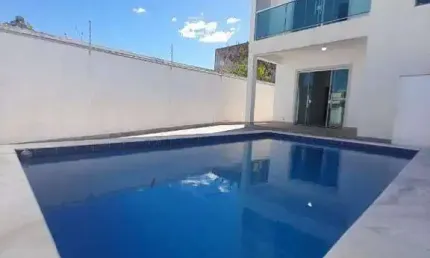 Sobrado para aluguel com 3 quartos no bairro jamaica (praia)