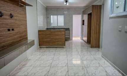 Este incrível apartamento de 80 m², com 3 dormitórios (sendo 1 suíte), 2 quintais e 2 vagas de garagem a venda em santo andré.
