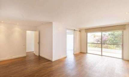 Olha que oportunidade na Vila nova Conceição!! Estamos falando de um apartamento com 150 m², sendo 3 dormitórios, sendo 1 suíte, 2 vagas.