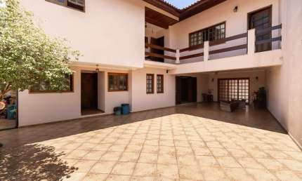 Casa à venda em São Paulo, São João Clímaco, com 3 quartos, 248m²
