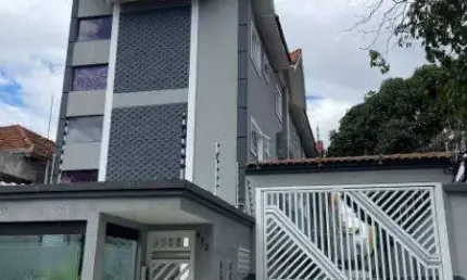 Excelente sobrado em condomínio fehado na Vila América, mobiliado e decorado. Imóvel desocupado e ainda estuda permuta!