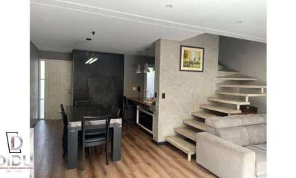 Não perca a oportunidade de morar em uma casa moderna e completa no Condomínio Green Village em Cotia!