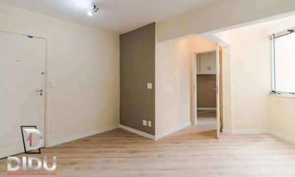 Apartamento à venda em São Paulo, Santa Cecília, com 1 quarto 1 suíte, sacada, 46m² 1 vaga. Condomínio com lazer.