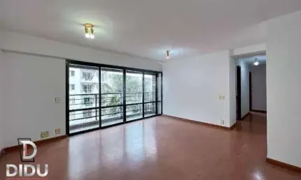 Olha que oportunidade para você que busca um apto com 90 m² na Vila Olímpia, com 3 dormitórios, 1 suíte, 1 vaga e desocupado.