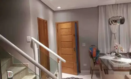 Oportunidade para você que busca um sobrado em condomínio fechado na Vila Ré por um valor maravilhoso!