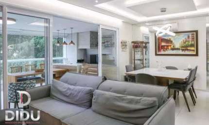 Apartamento Garden à venda em na Rua Faustolo , com 144,96 m² sendo 3 suítes, 4 vagas com depósisto, ampla sacada com churraqueira.