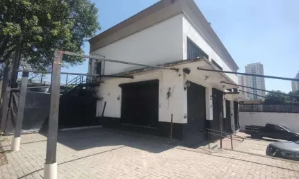 Salão para alugar  na Av. do Taboão, São Bernardo do Campo.