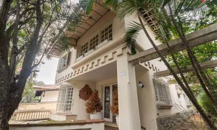 Sobrado para venda em Alto da Lapa com 4 quartos, sendo 1 suíte, 250m²