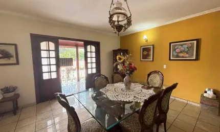 Casa comercial à venda na Avenida São Lourenço, Vila Batista, Bragança Paulista
