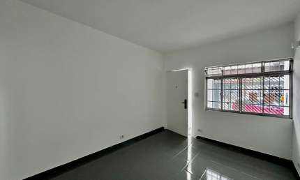 Sobrado para venda e locação com 3 quartos, sendo 1 suíte, 112m²