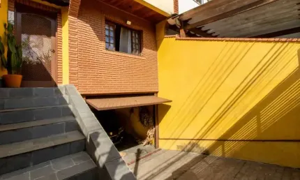 Sobrado para venda em Gopoúva com 3 quartos, sendo 1 suíte, 162m²