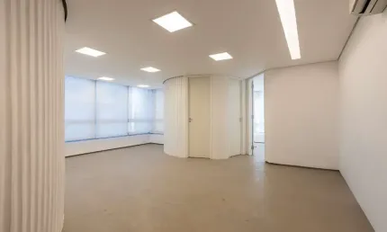 Conjunto comercial para venda em Jardim Paulistano, 196m²