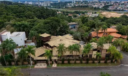 Casa no condomínio Chácara Malota para venda com 5 quartos, sendo 3 suítes, 717m²
