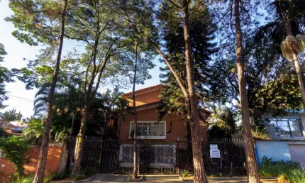 Casa tipo para venda em Bela Aliança com 5 quartos, sendo 3 suítes, 448m²