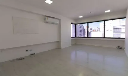 Sala comercial à venda na Rua Teodoro Sampaio, Pinheiros, São Paulo