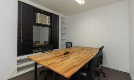 Conjunto comercial para venda em Cidade Monções, 42m²