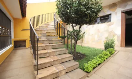 Casa com 4 quartos à venda na Rua Abagiba, Saúde, São Paulo