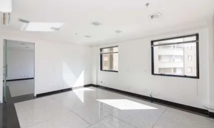 Sala comercial à venda na Avenida Jandira, Moema, São Paulo
