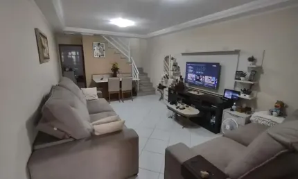 Casa tipo para venda em Vila Camilópolis com 3 quartos, sendo 3 suítes, 150m²