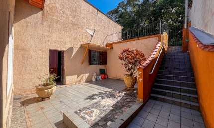 Casa de vila para venda em Colônia com 3 quartos, sendo 1 suíte, 149m²