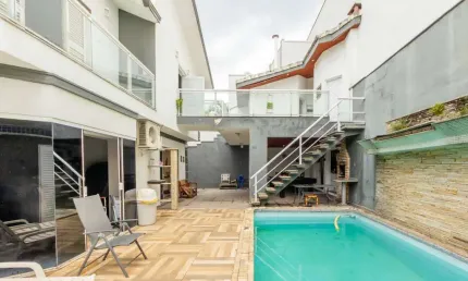 Sobrado para venda em Jardim São Caetano com 4 quartos, sendo 3 suítes, 393m²