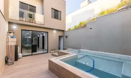 Sobrado para venda em Laranjeiras com 3 quartos, sendo 3 suítes, 128m²