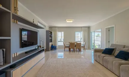 Casa no condomínio Condomínio Portal do Jequitibá para venda com 3 quartos, sendo 3 suítes, 321m²