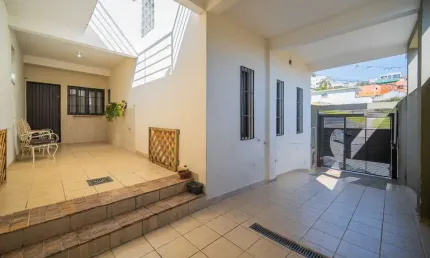 Casa tipo para venda em vila santa terezinha com 3 quartos, sendo 3 suítes, 184m²