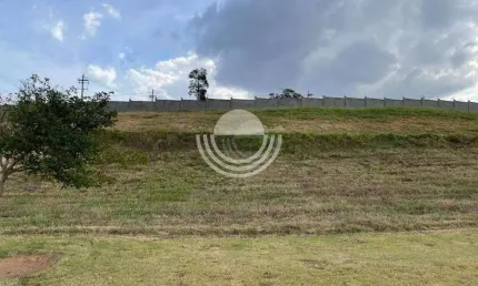 Terreno à Venda no Condomínio Entre Verdes em Sousas - Campinas