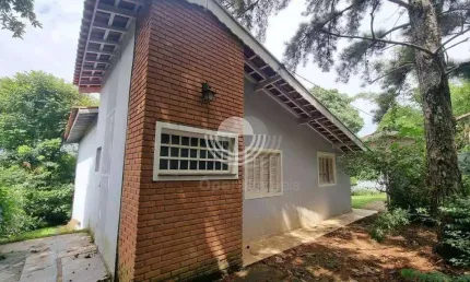 Chácara em bolsão com 3850m2 e uma casa de 300m2 à venda em Valinhos.