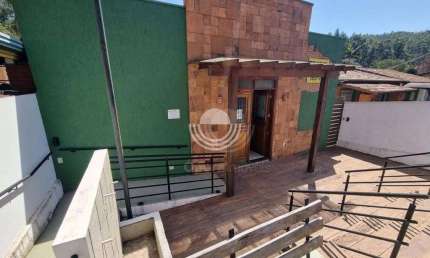 Casa Comercial com Edícula à Venda em Sousas. Local de muito trafego de veículos