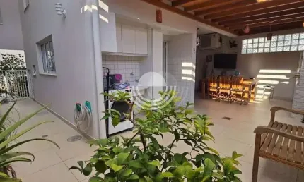 Casa em condomínio à venda com 3 dormitórios (1 Suíte) - 150m - Parque Rural Fazenda Santa Cândida, Campinas - CA1965.