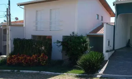 Sobrado à Venda no bairro Parque Imperador em Campinas. Região da Samsung