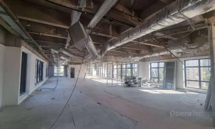 Lage comercial com 930m2 e 15 vagas alugar em prédio alto padrão no bairro nova campinas.