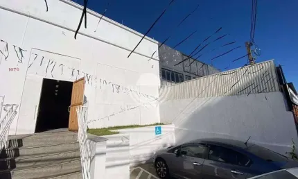 Barracão / Galpão / Depósito com 3 salas para alugar na Avenida Engenheiro Antônio Francisco de Paula Souza, Jardim São Vicente, Campinas