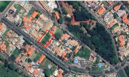 Terreno à Venda no bairro Alto das Palmeiras. Local excelente